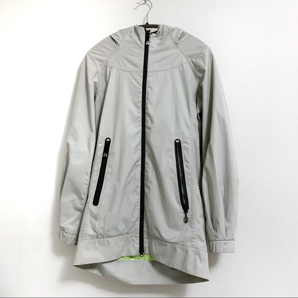 lululemon athletica Jackets & Blazers - Lululemon soft shell yoga jacket light grey
